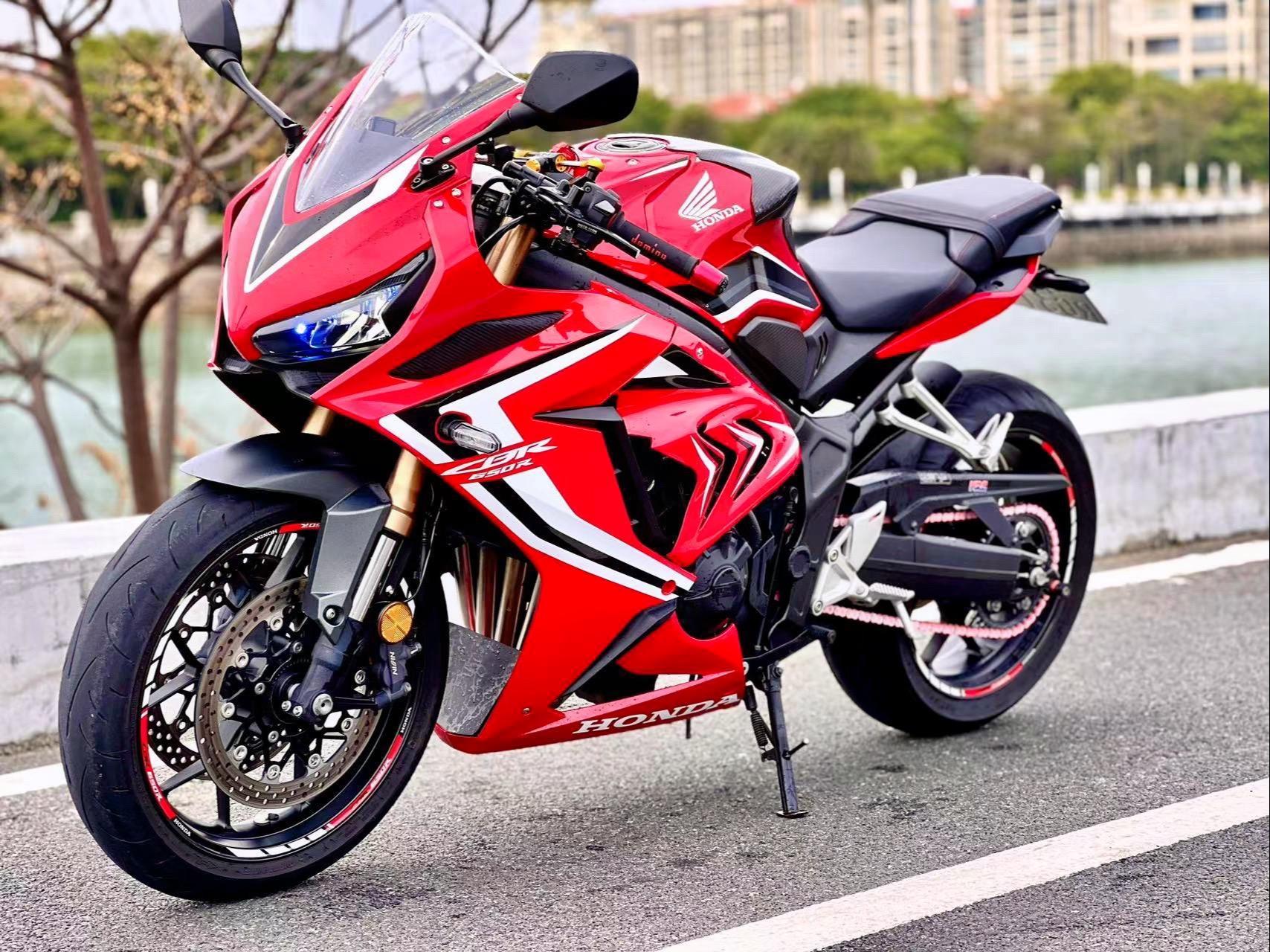 本田cbr500r红色图片