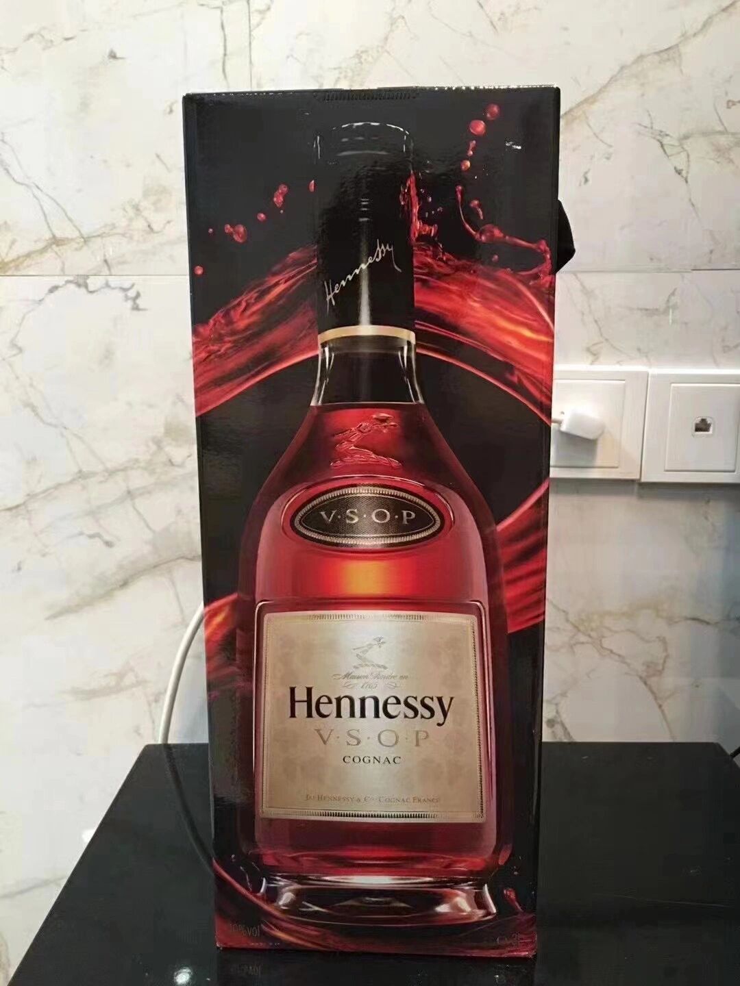 活动:轩尼诗vsop 新加坡英语版, 6斤装(3000毫升) 售价:1xxx