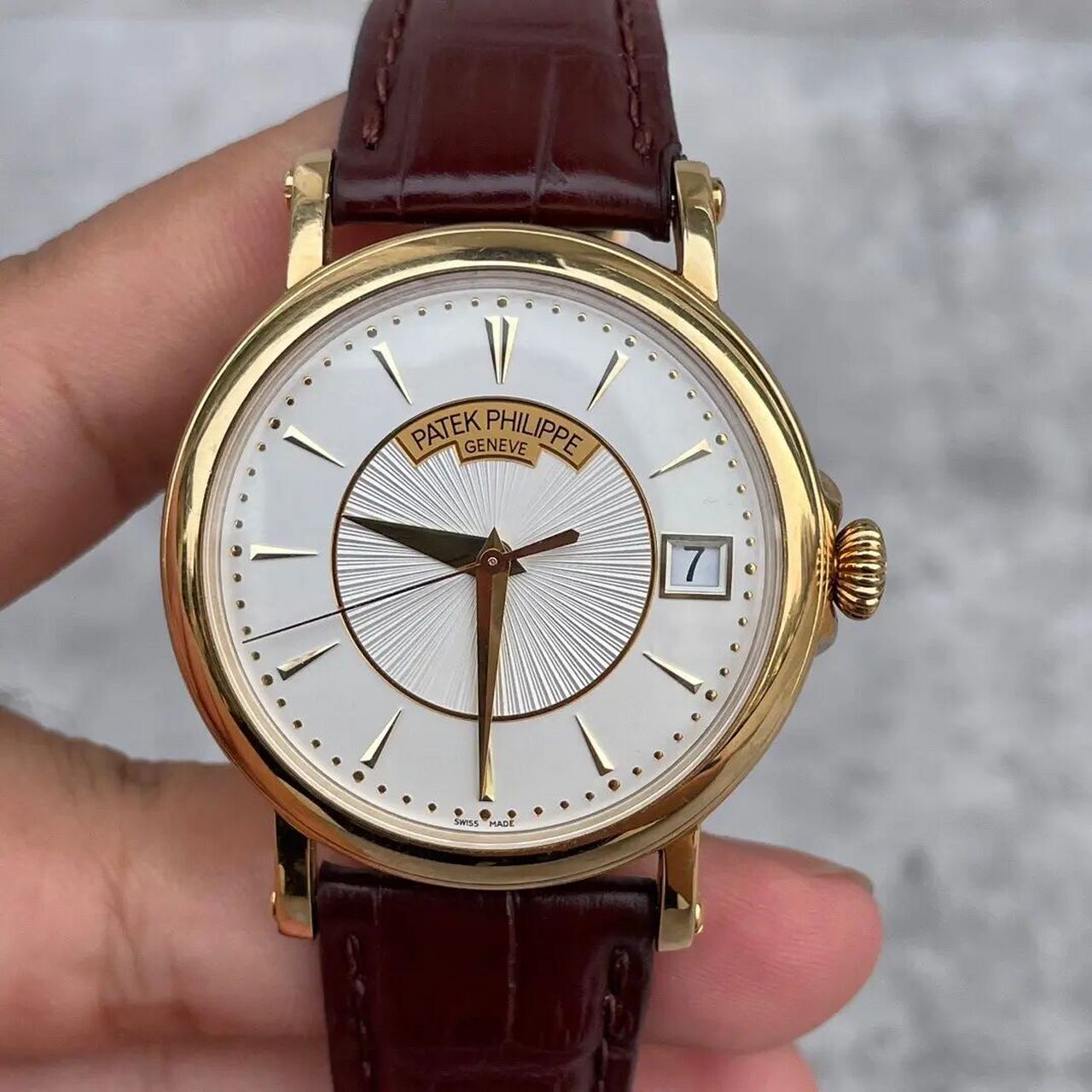 百达翡丽5153j 38mm表径 百达翡丽5153j 38mm表径 经典大三针 黄金将