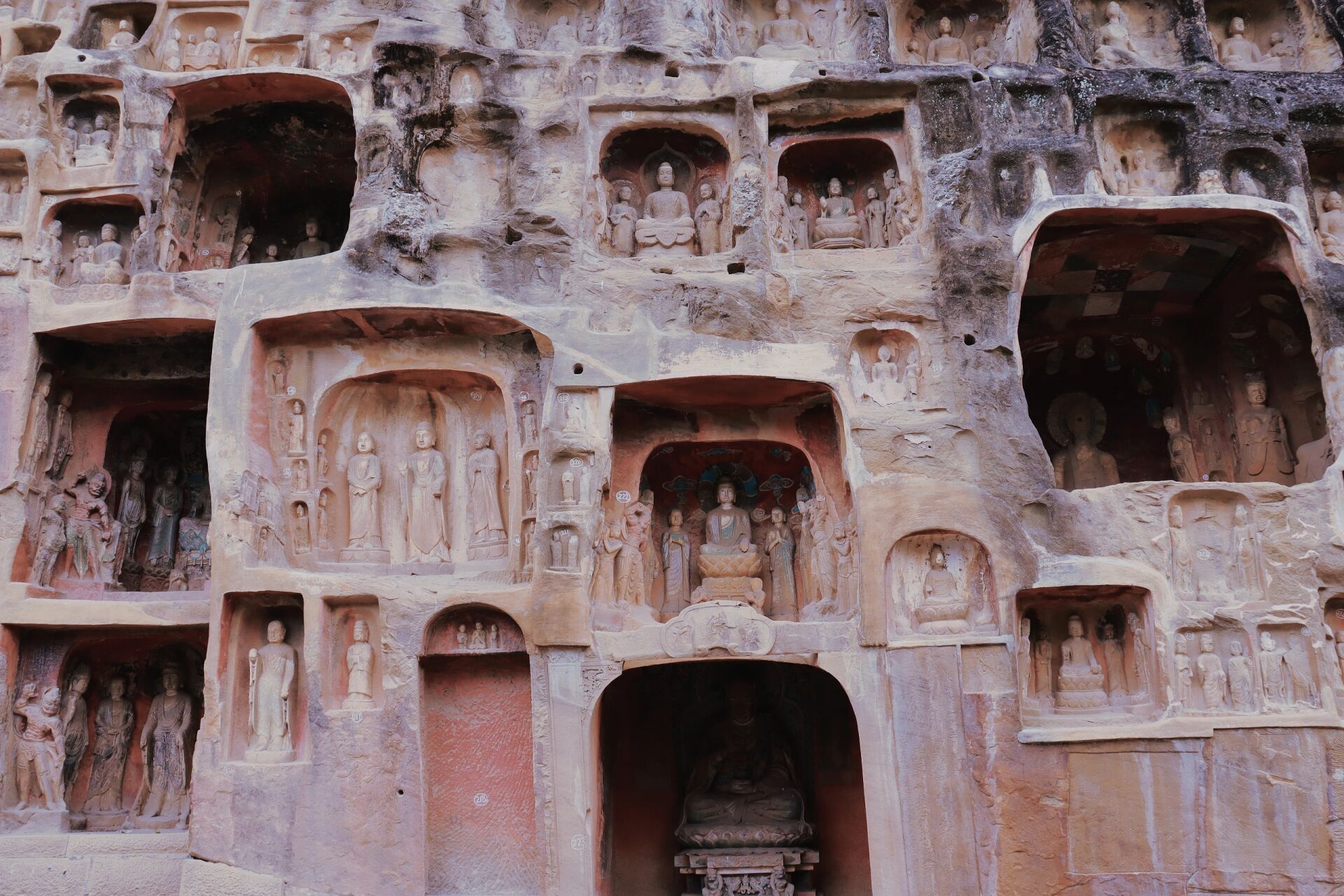 广元宝藏景点 千佛崖很壮观,在嘉陵江畔风景很好,去广元的宝子们可以