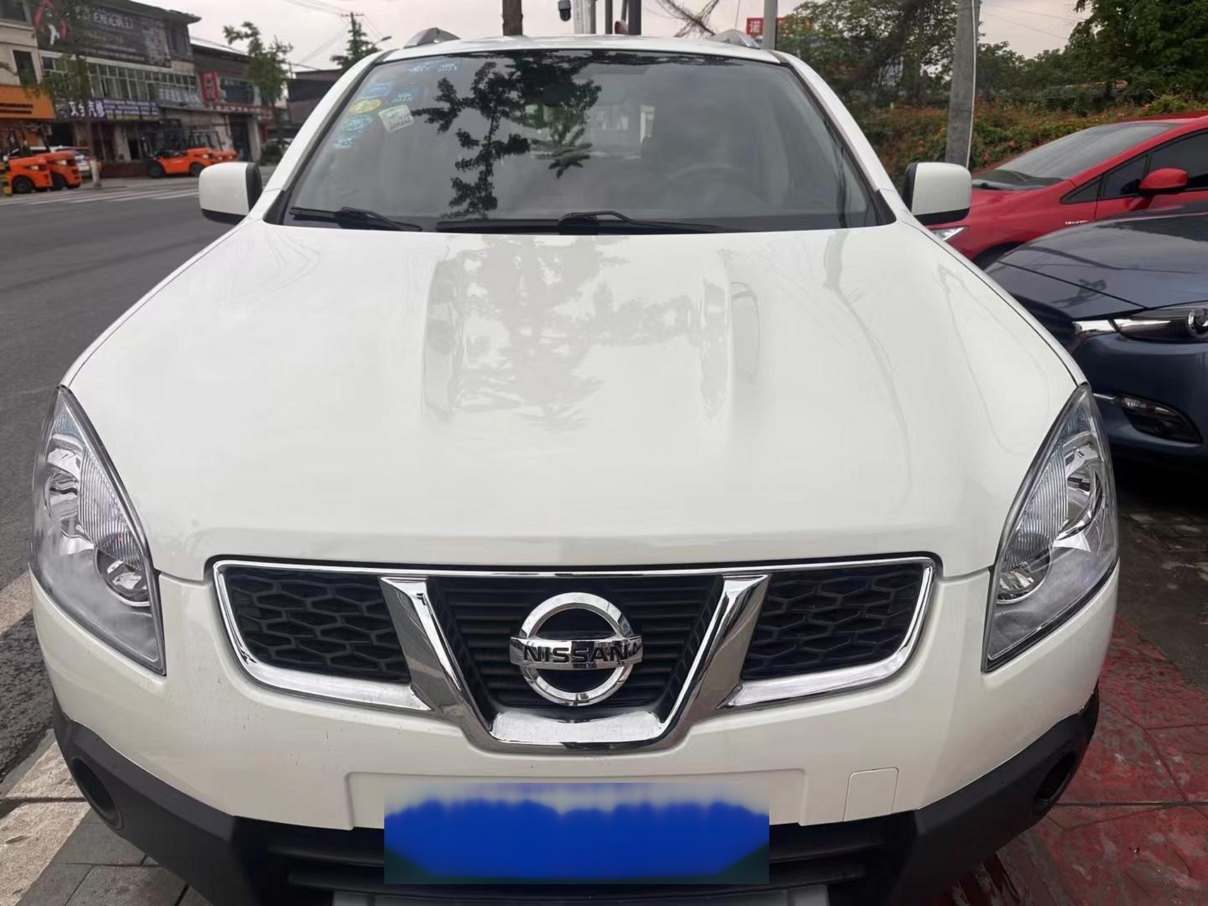 日产逍客2.0手动最好看的白色.拿下11年8月一手尼桑逍客 2.