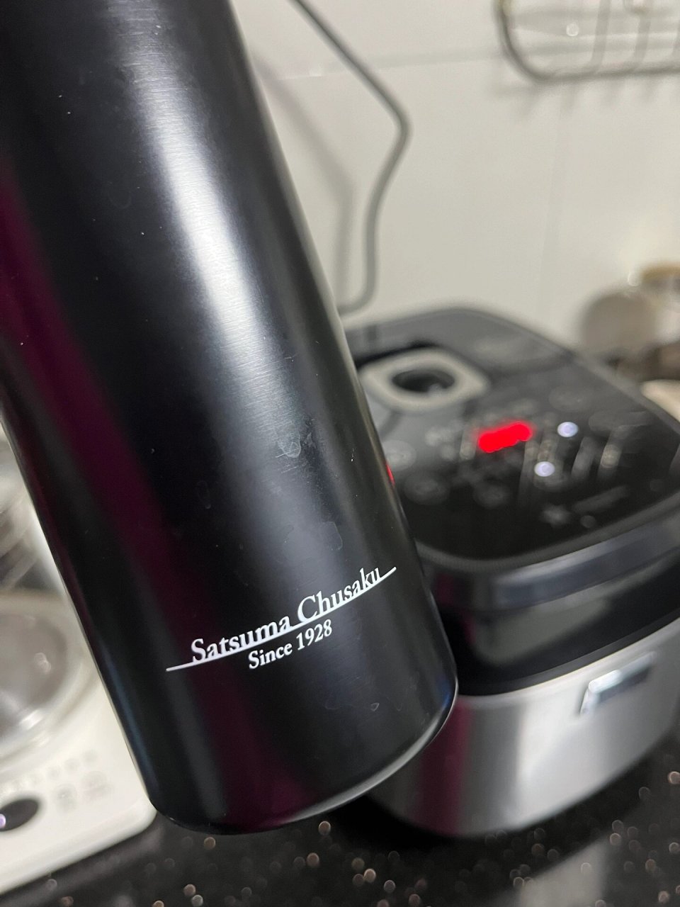 去了一趟桂林,回家隔天就收到了一堆快递,就是这个萨摩厨作的品牌厨具