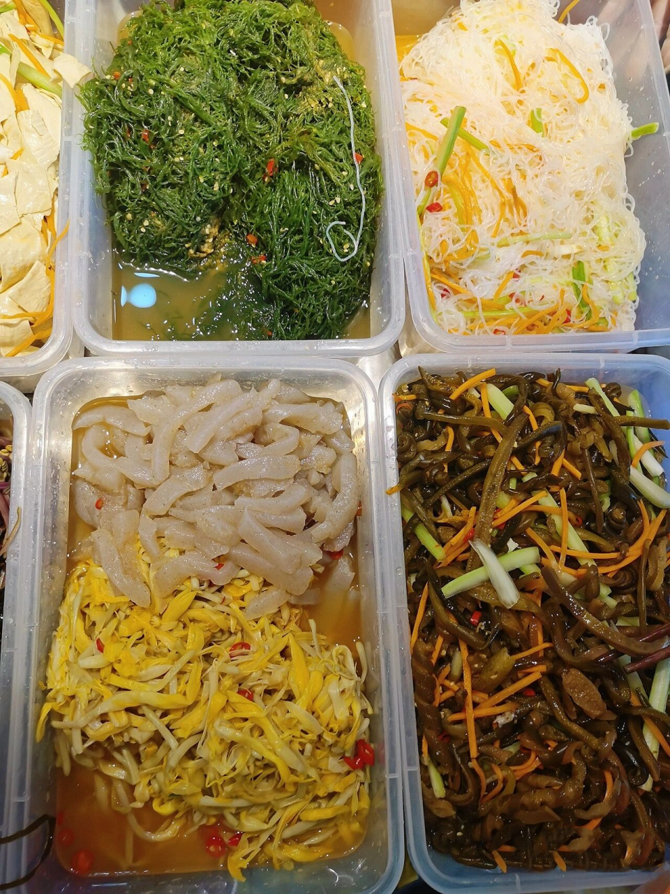 97隐秘傣味凉菜| 酸 辣任你选,20个品种 97这家傣味凉拌菜,是属于