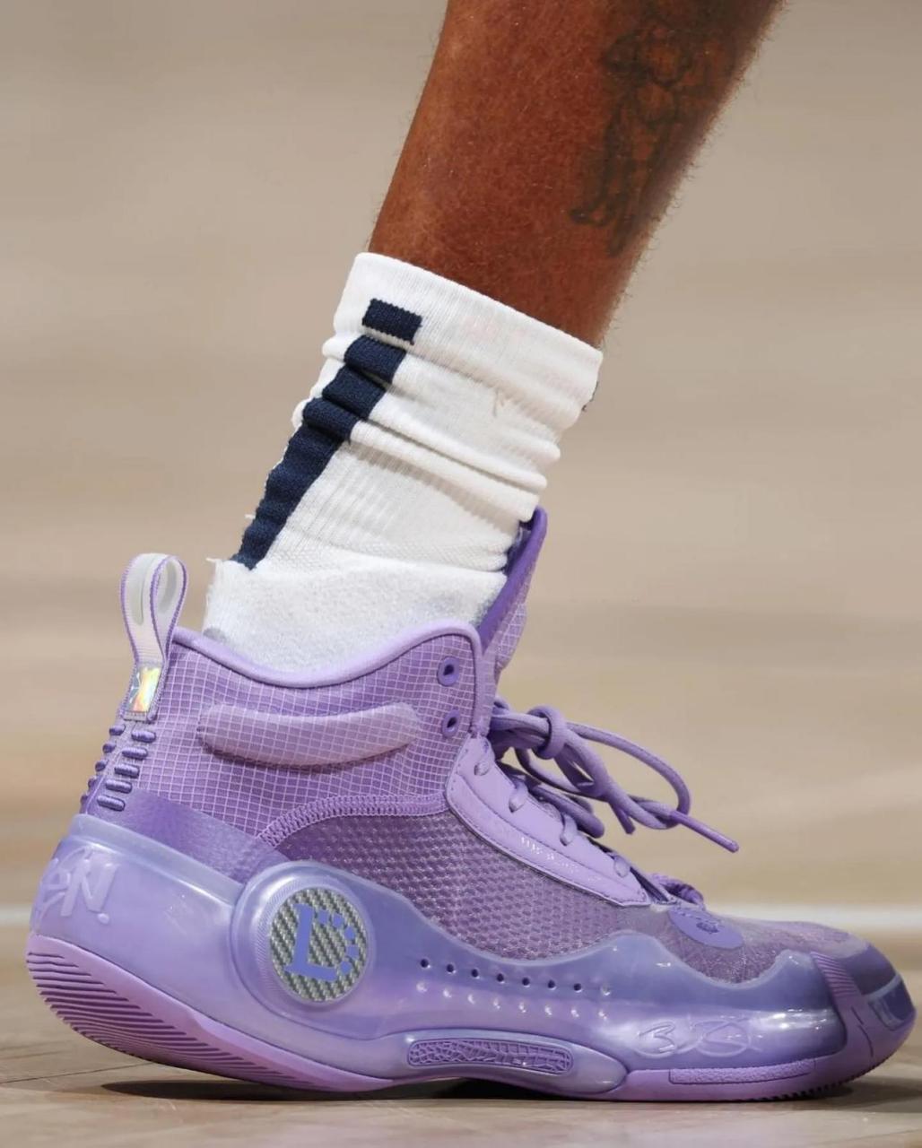 丹吉洛·拉塞尔-wayofwade 10 lavender.