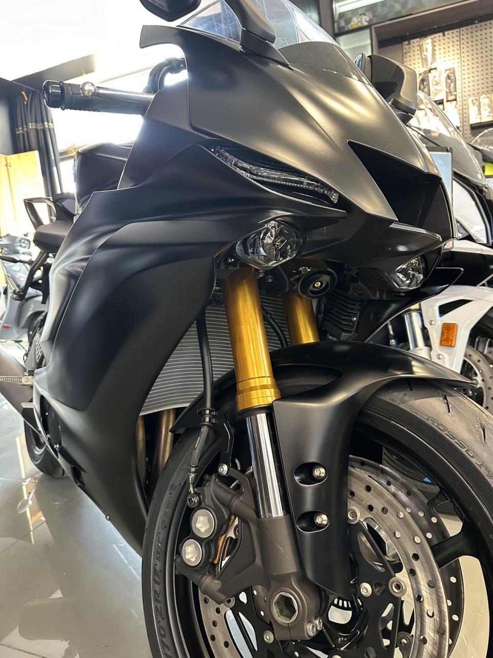 全新 雅马哈r6 赛道版 可上牌 24.8 包牌包税