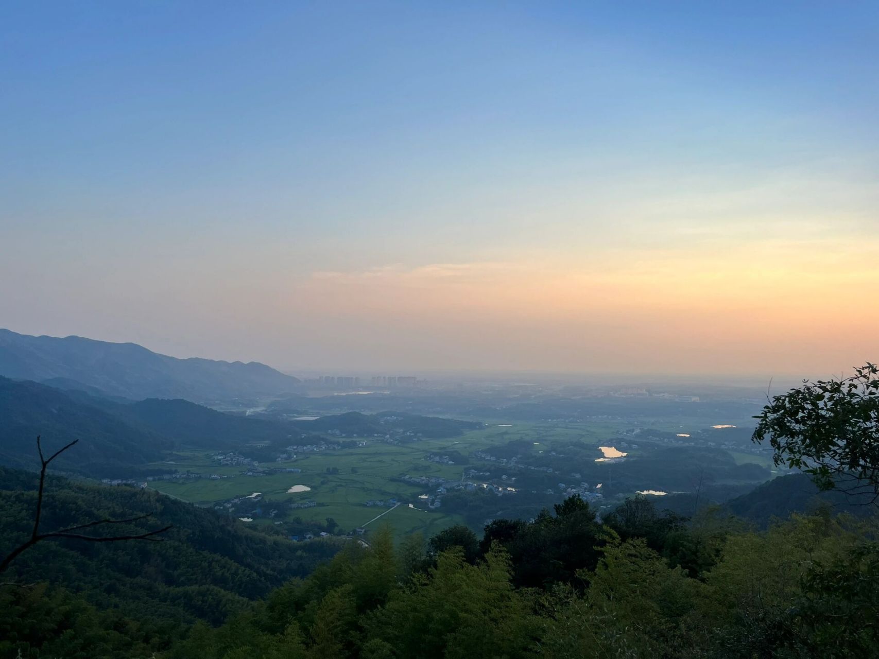 长沙周边爬山自驾好去处,鹅形山天然氧吧97 长沙市区出发,导航99