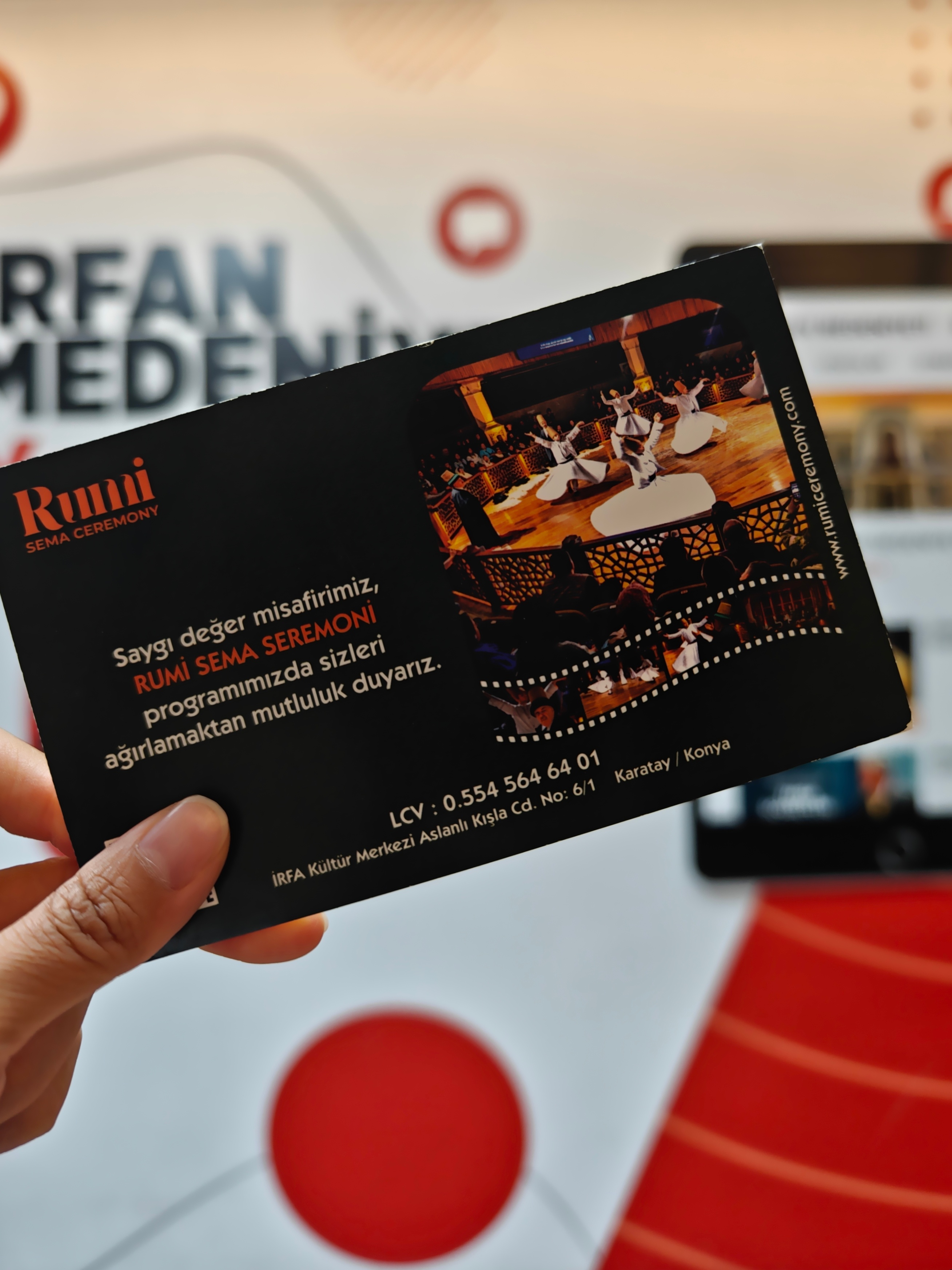 梅夫拉维文化是一种苦行的苏菲派教团,于1273年在孔亚创立,并逐渐