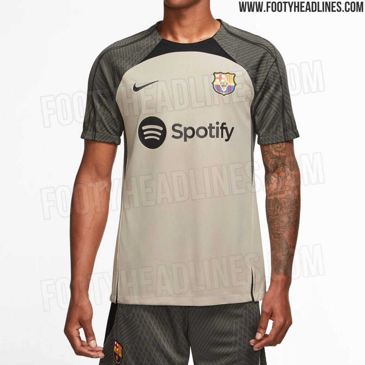 足球装备网曝巴萨下赛季的训练服90#巴萨##为汗水加油##至死不渝