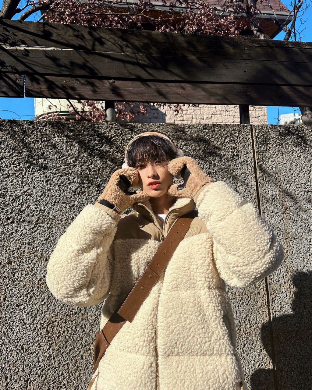 煎包李硕珉 新头像新背景图9615 官推更新 95:爱心鬼08 	 啊