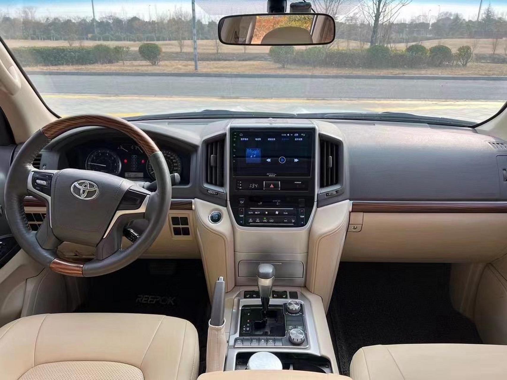 不过户:18年丰田兰德酷路泽4000 陆巡4000 4.