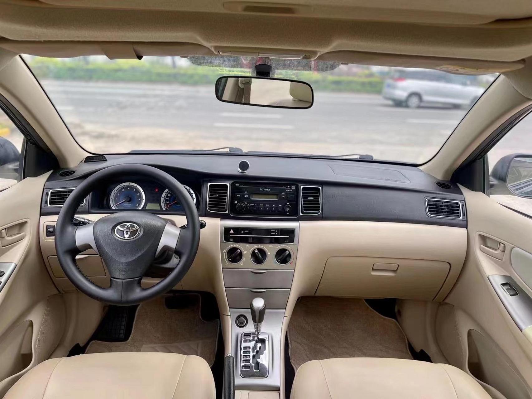 16年丰田花冠,1.6排量,自动天窗版,原版车况,安全行驶7万多公里