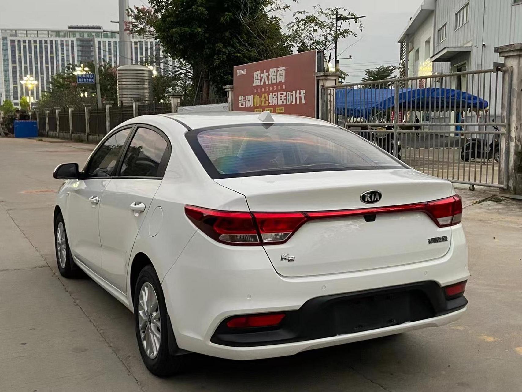 2016年起亚k2,1.4l,正常行驶6万公里,一手车,原板车况,7成原漆