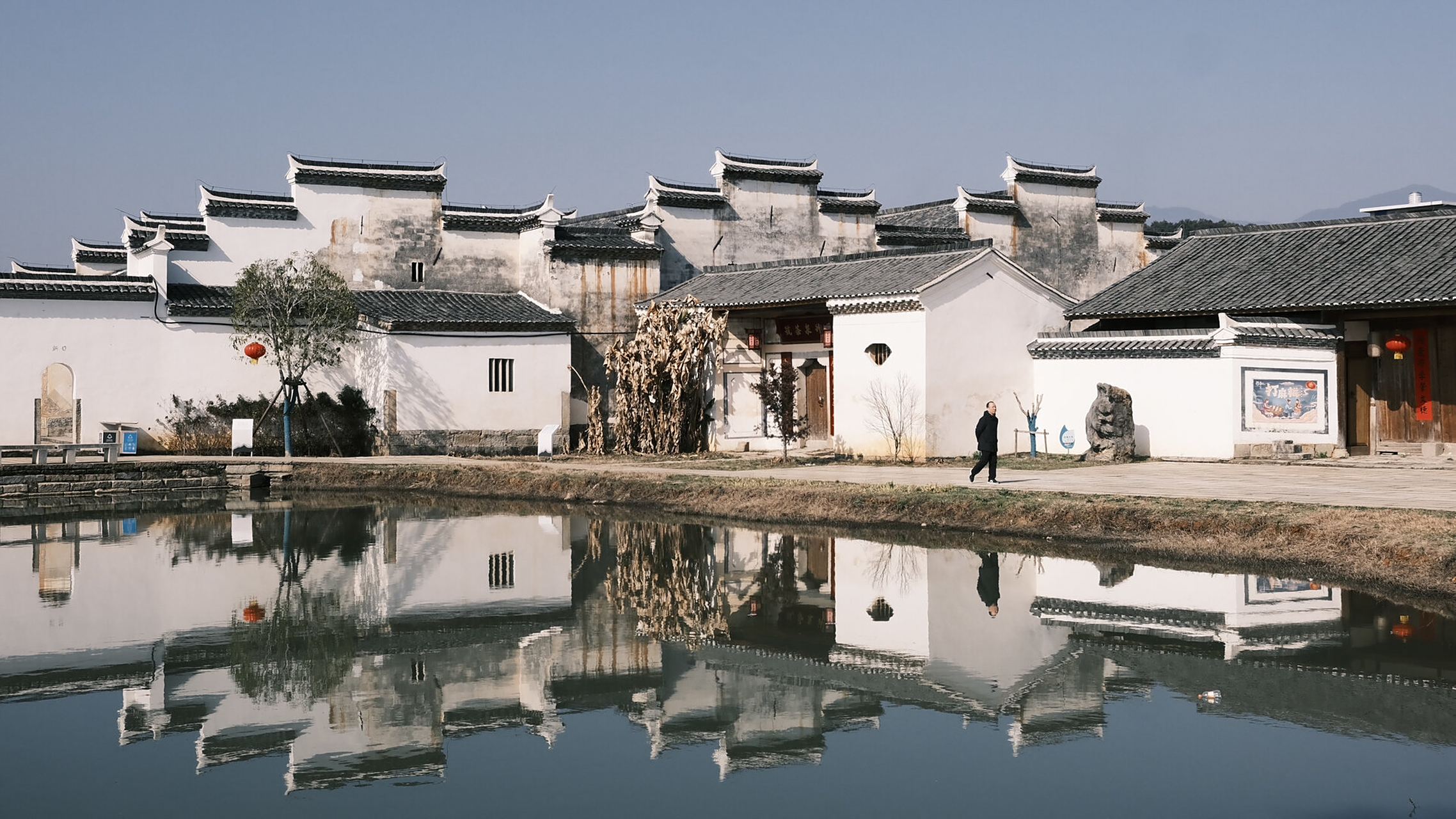 天宝古村 江西第一古村还保留着明清时期的古建筑,天晴时候去河边拍照