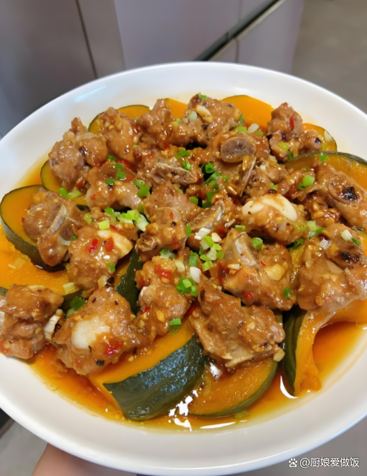 第一道,蒜蓉南瓜蒸排骨