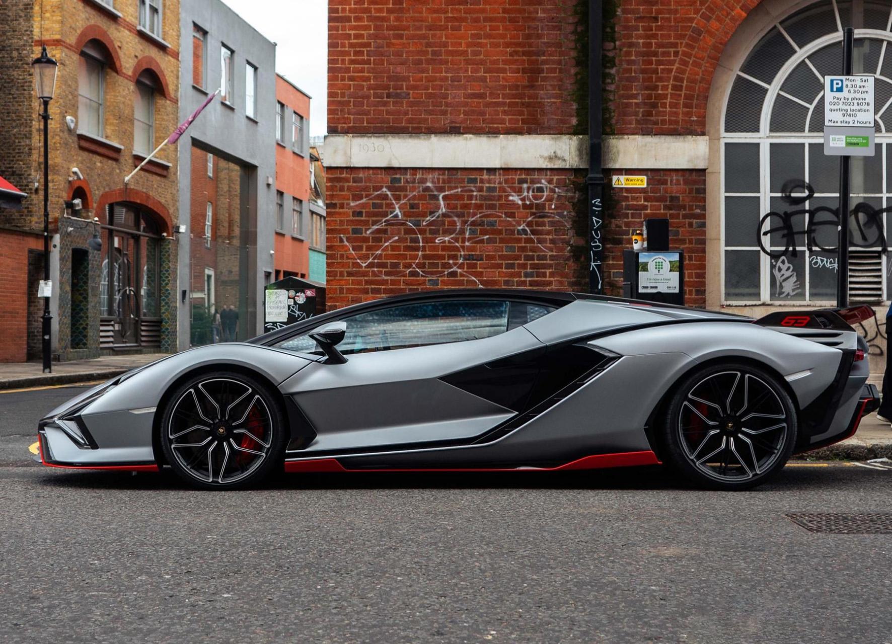 名车17《兰博基尼·闪电》我说它是最帅的90没人反对吧!