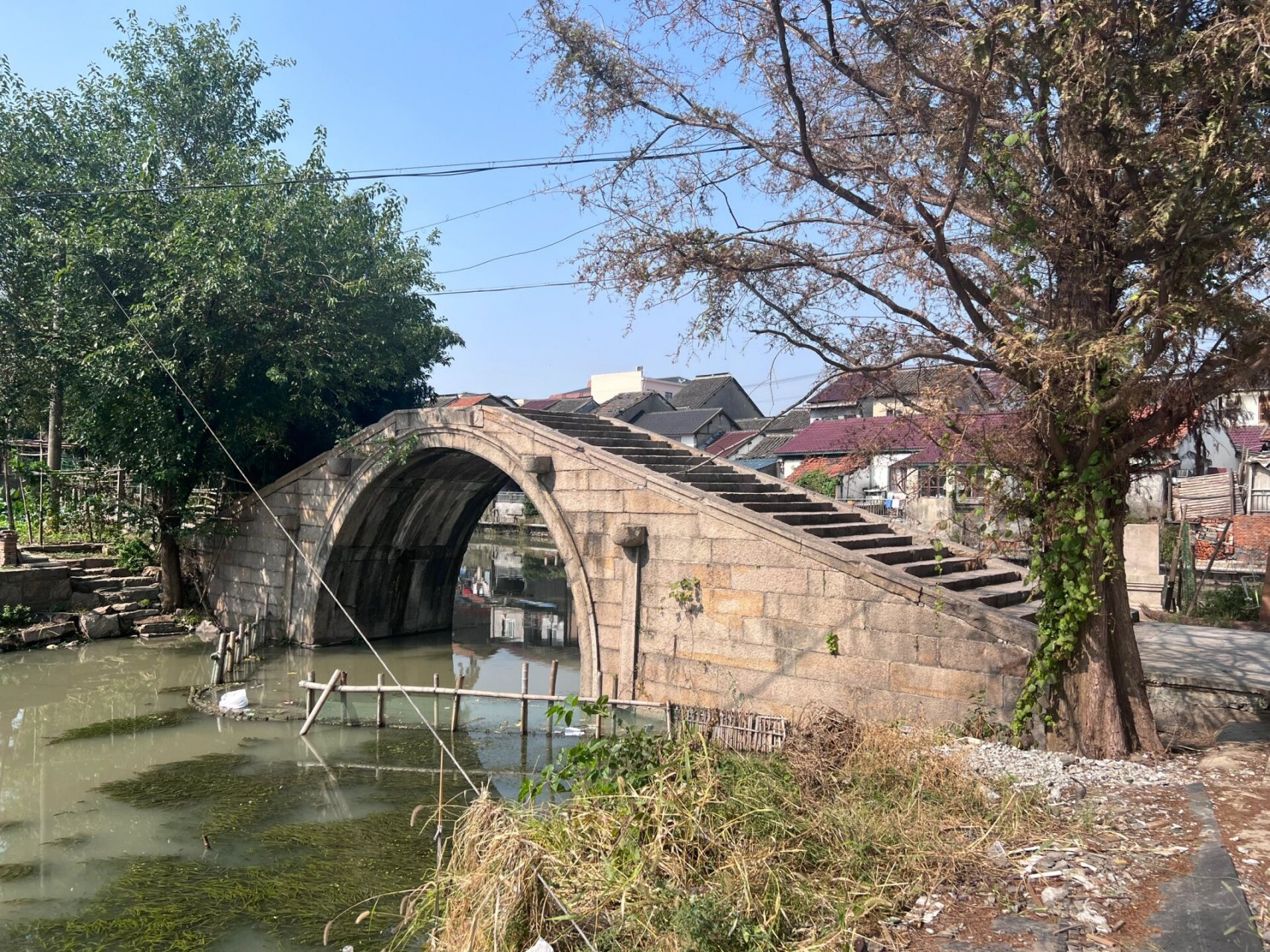 老街 青浦白鹤港历史文化风貌区位于青浦区白鹤古镇,风貌区范围为北至