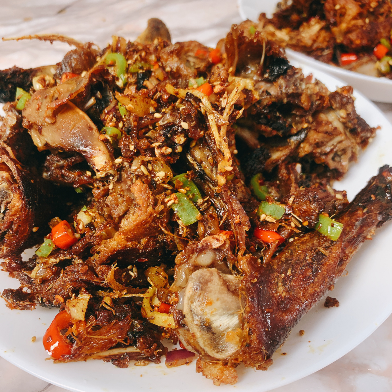 孜然鸭架,吃过鸭架不要扔这样做太香了 饭店吃完的烤鸭架打包回到家