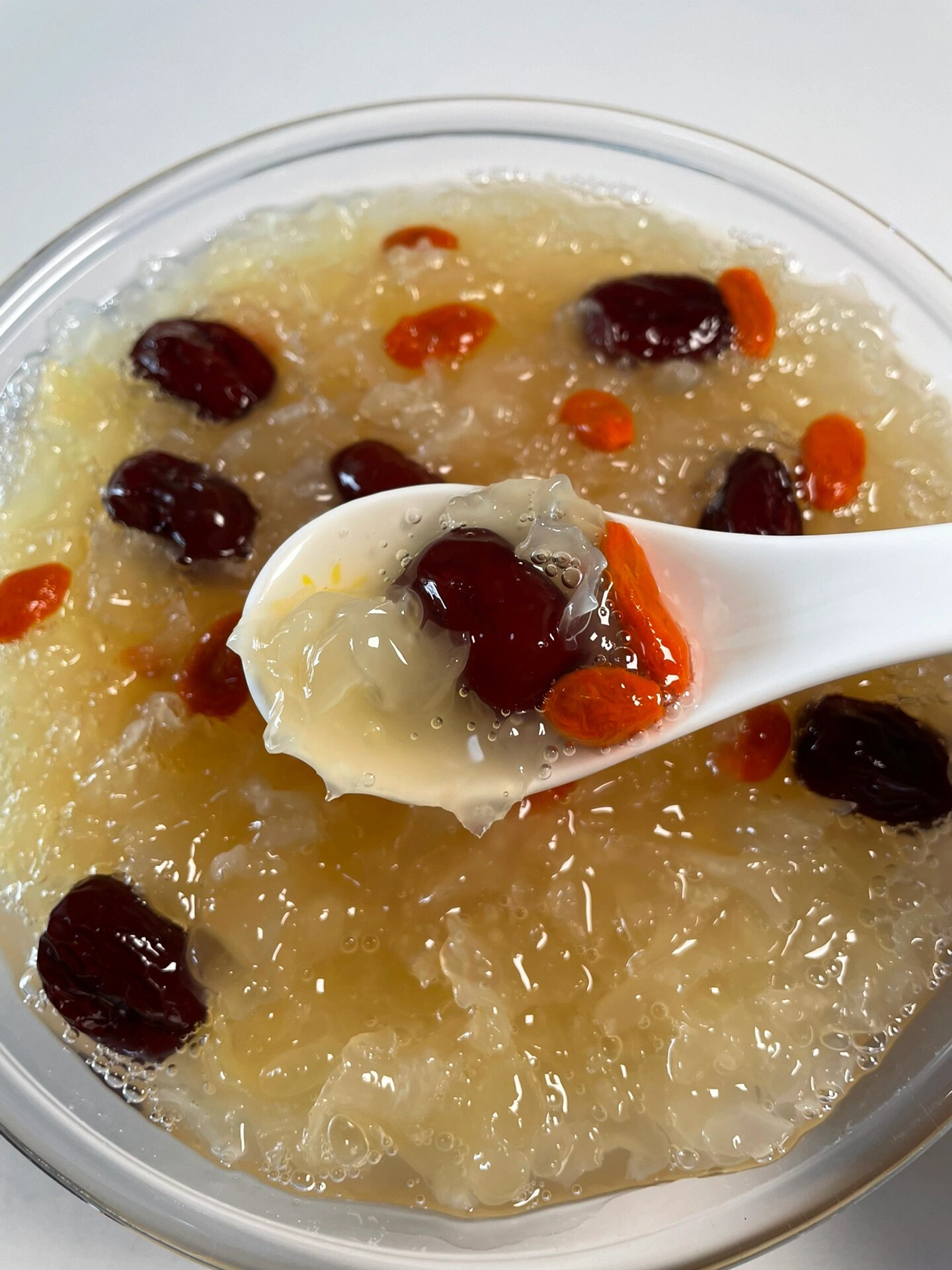 养颜银耳红枣枸杞汤7515超浓稠的做法7515 《银耳红枣枸杞汤