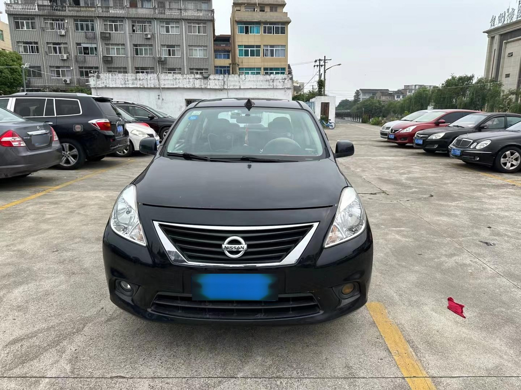 12年尼桑阳光1.5自动挡天窗价格便宜9800