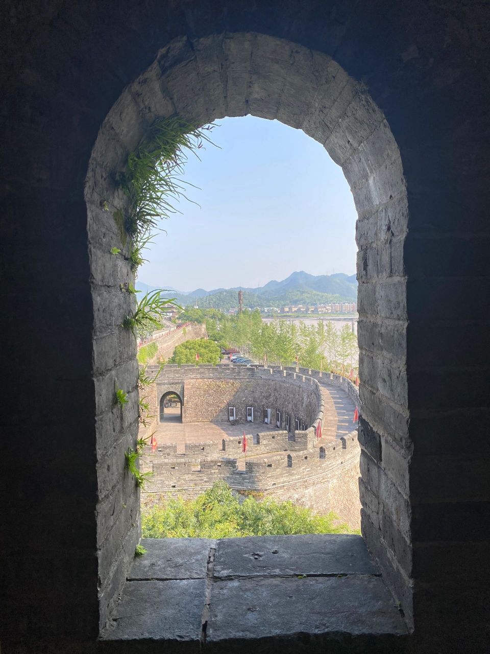 临海古长城 承接上一篇,沿着紫阳街吃吃逛逛,可以走到古城墙,55元门票