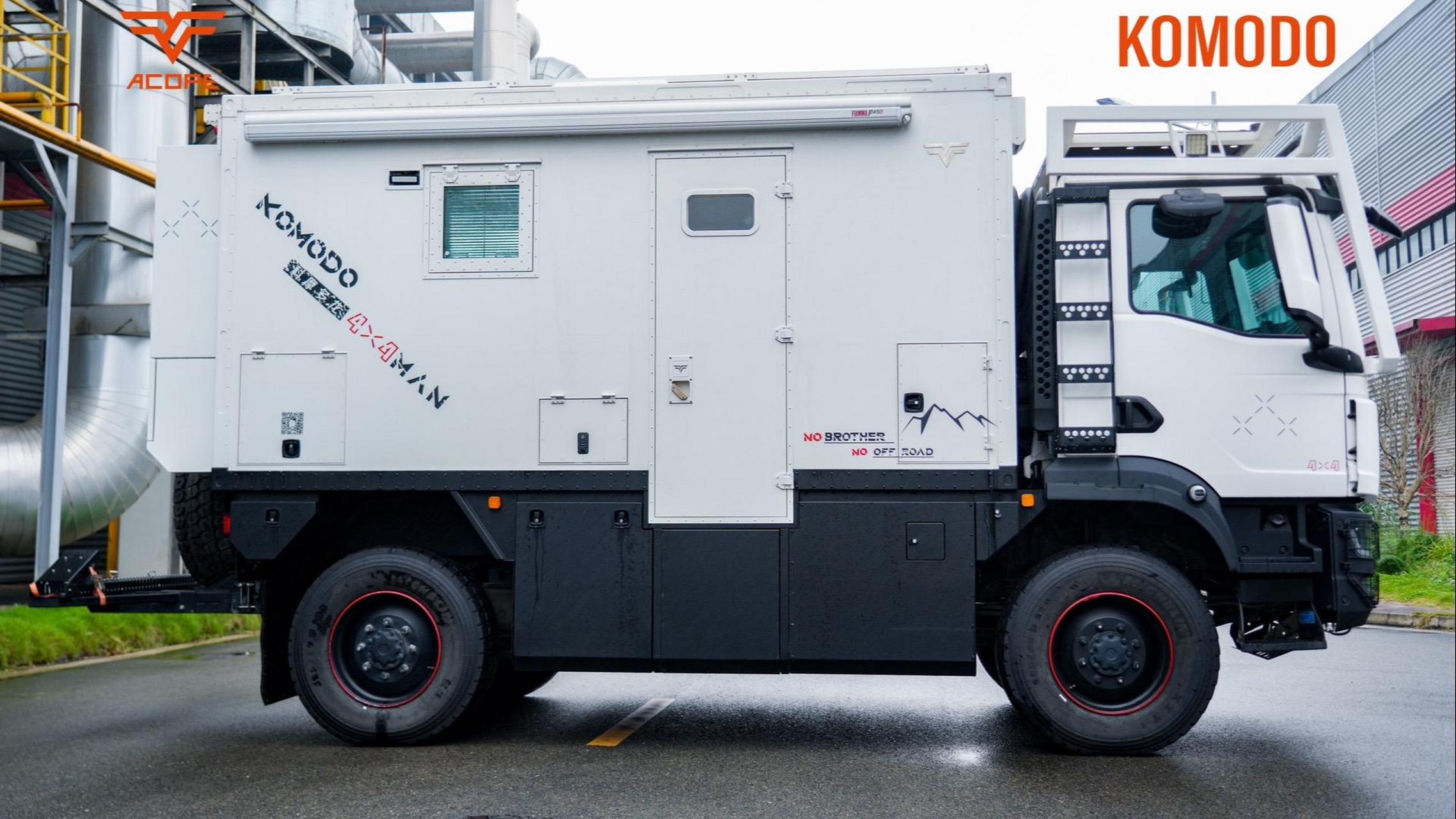 德国曼卡四驱越野房车,科莫多龙出品,新车落地300大几,现在二手200