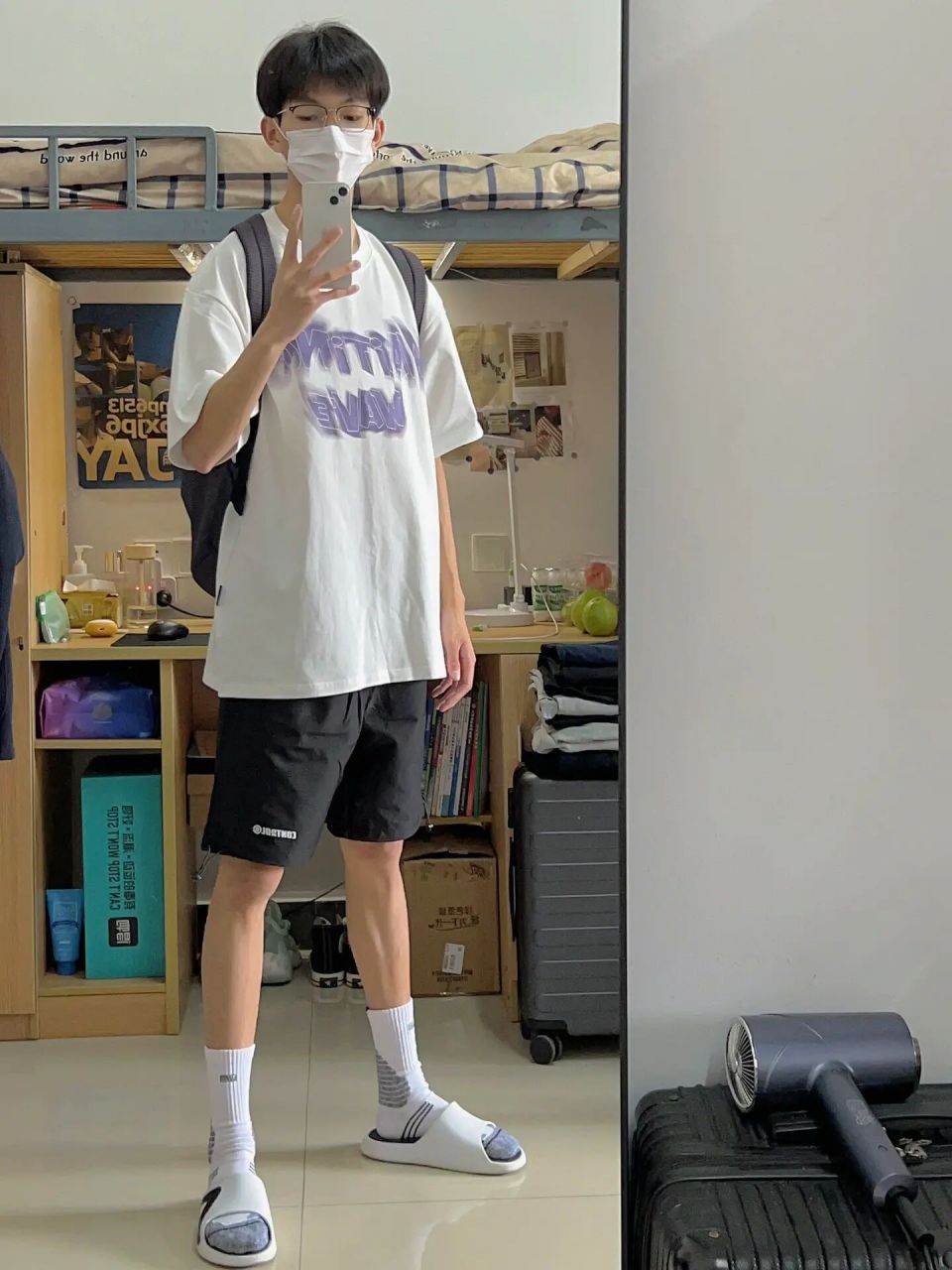 简约时尚 | 男大学生美式校园风穿搭 时尚不必复杂,简单却别有风味.