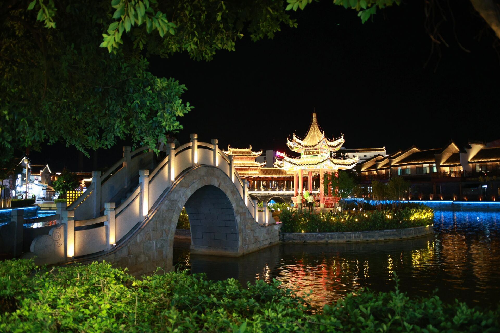 自驾广州到崇左～中途在太平古镇歇一晚 太平古镇游玩一晚,吃个特色菜