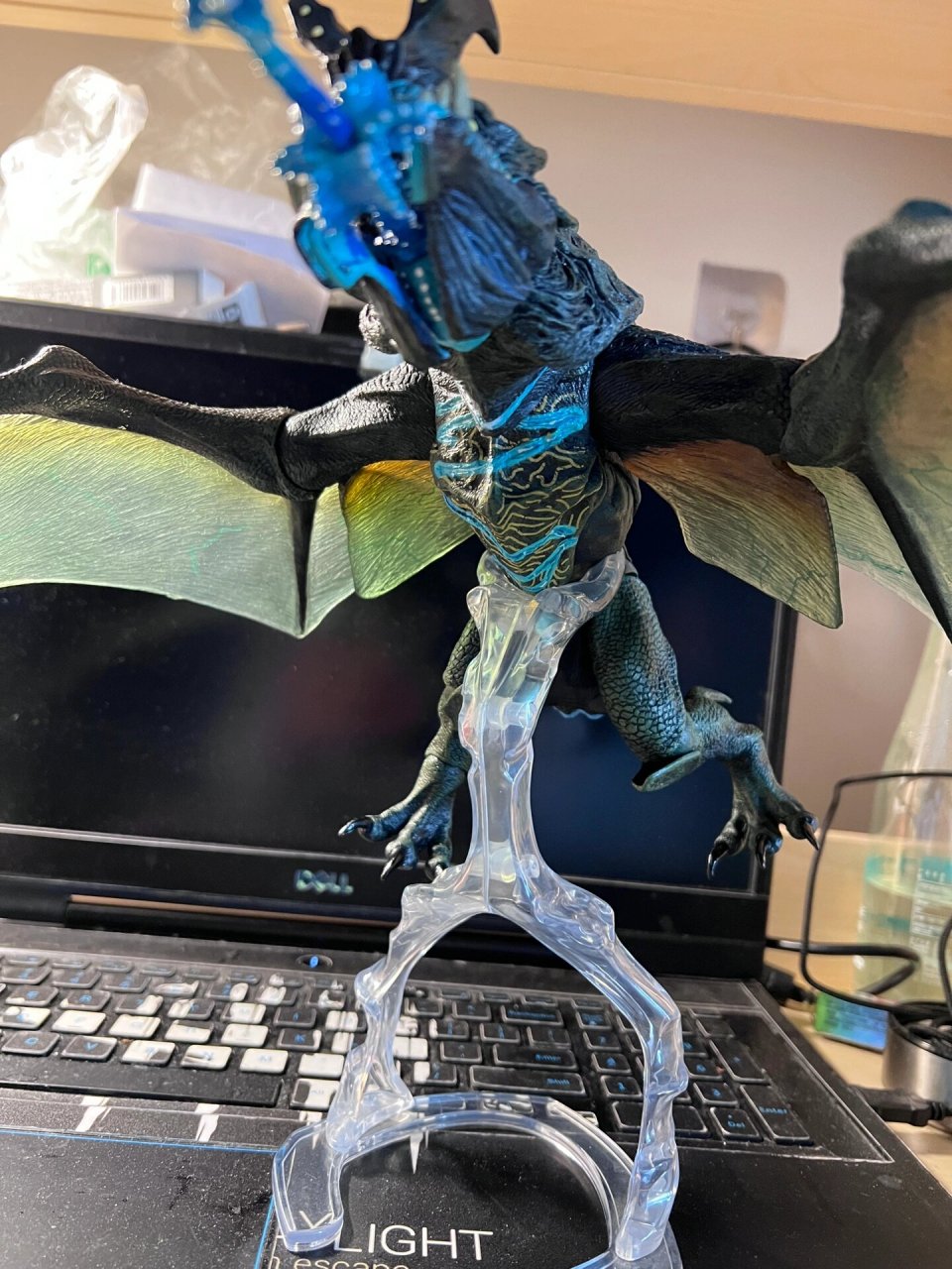 neca 环太平洋 怪兽收藏 尾立鼠飞行版 环太平洋       怪兽