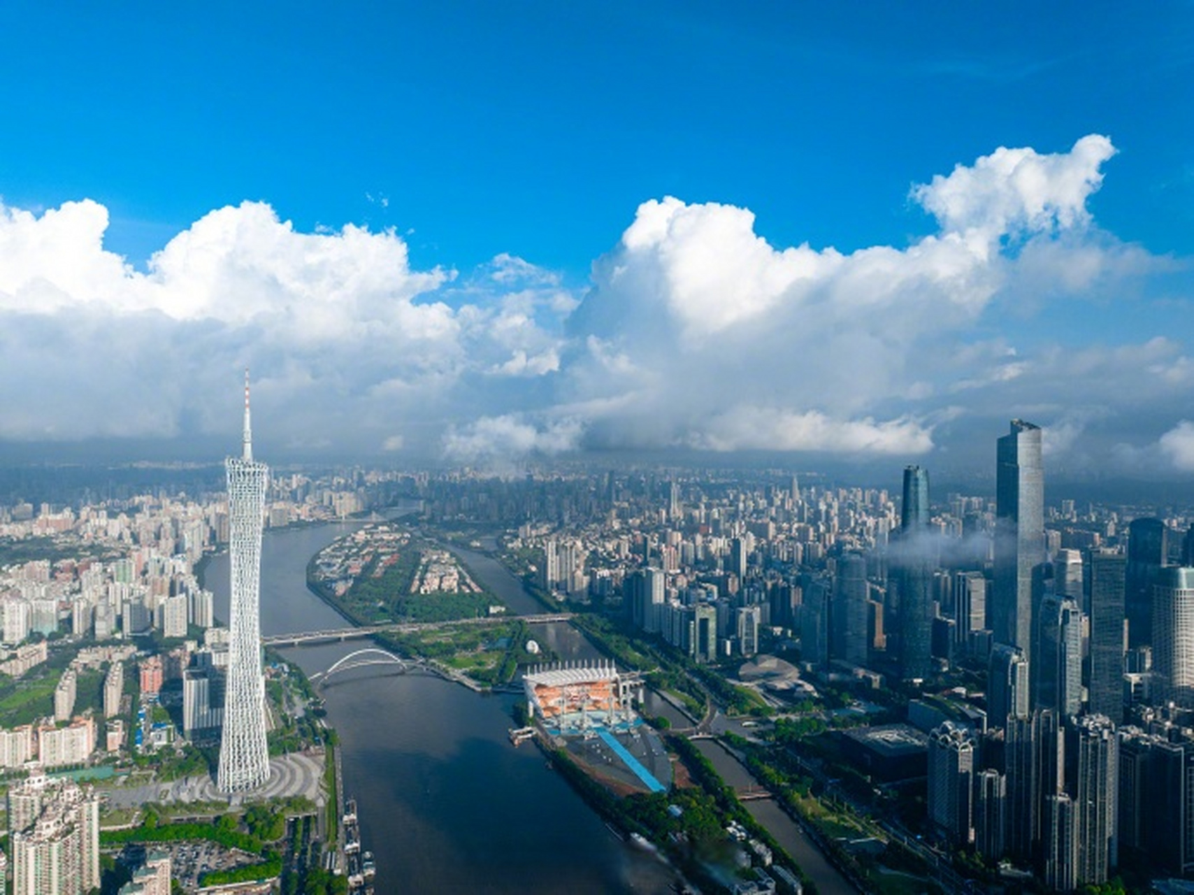 广州早晨#【多云,有雷阵雨局部大雨,26℃-34℃】 早晨啊靓仔靓女 