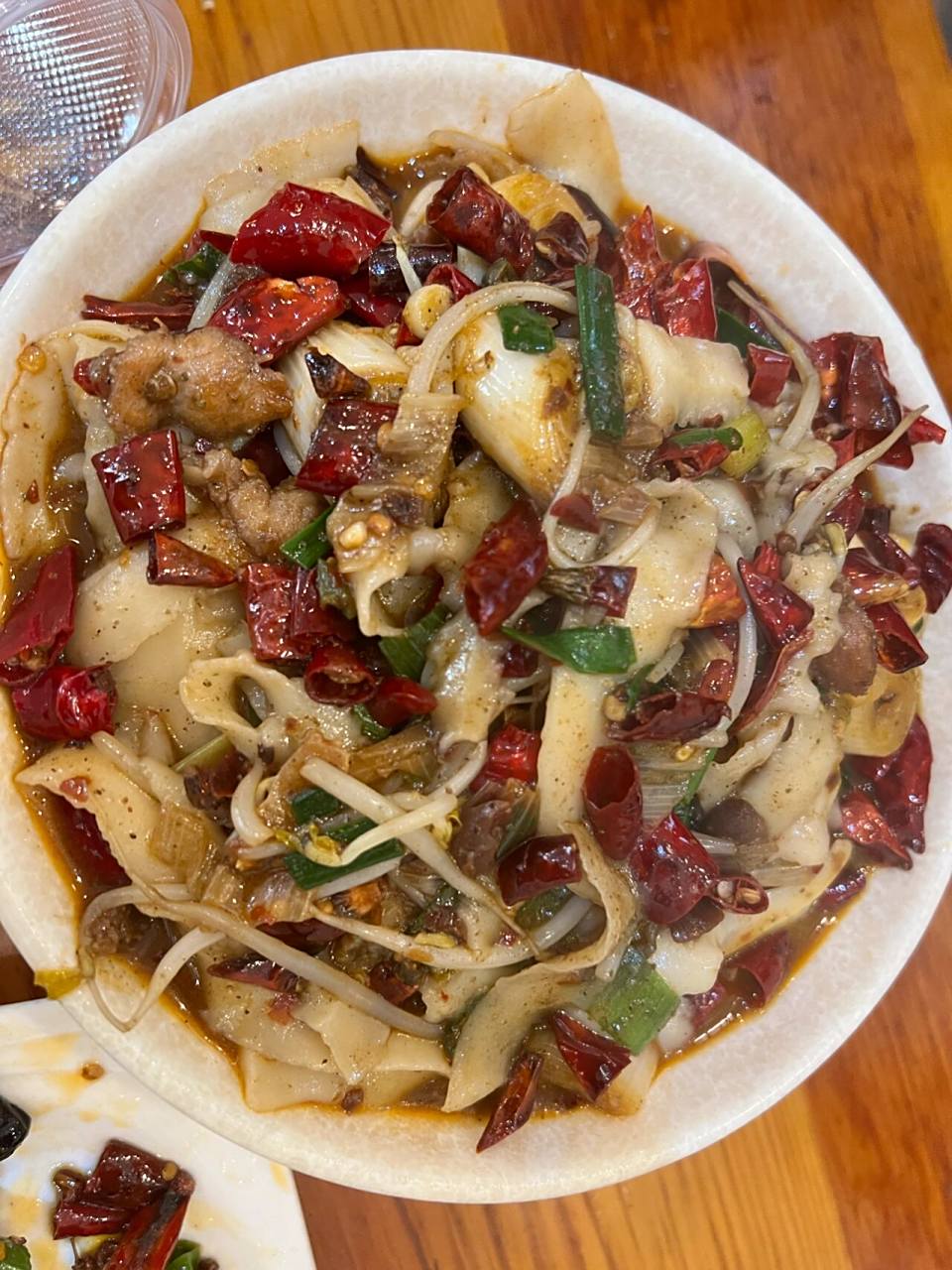 登封特色美食 大名 角炒刀削  超级辣 一个正常一个优质,其实味道中规