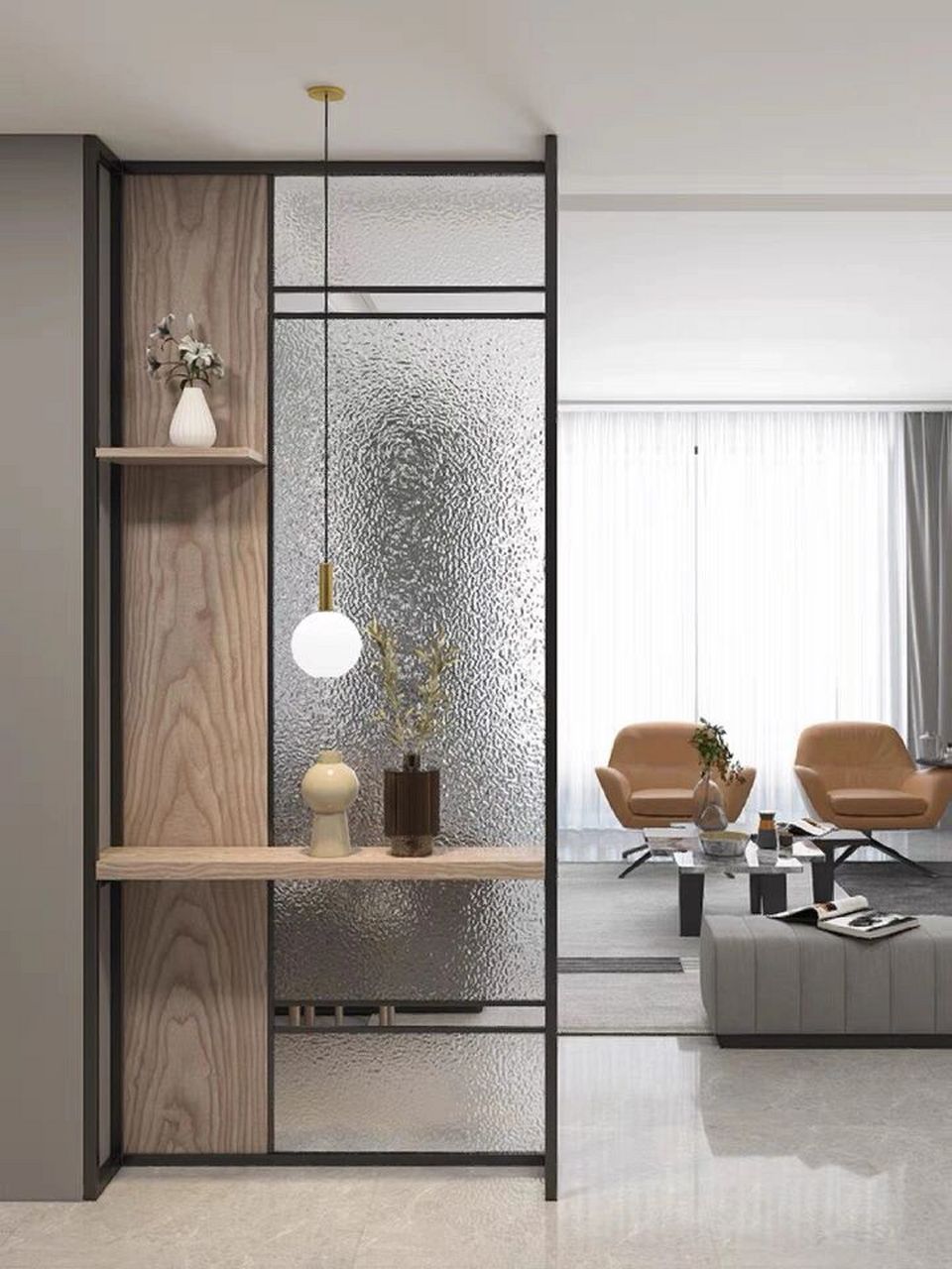 入户正对大门玄关隔断简约超白长虹玻璃屏风 客厅空间极为宽敞,客厅