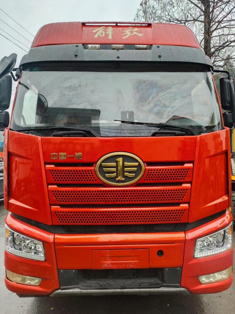 解放 j6p 牵引车头