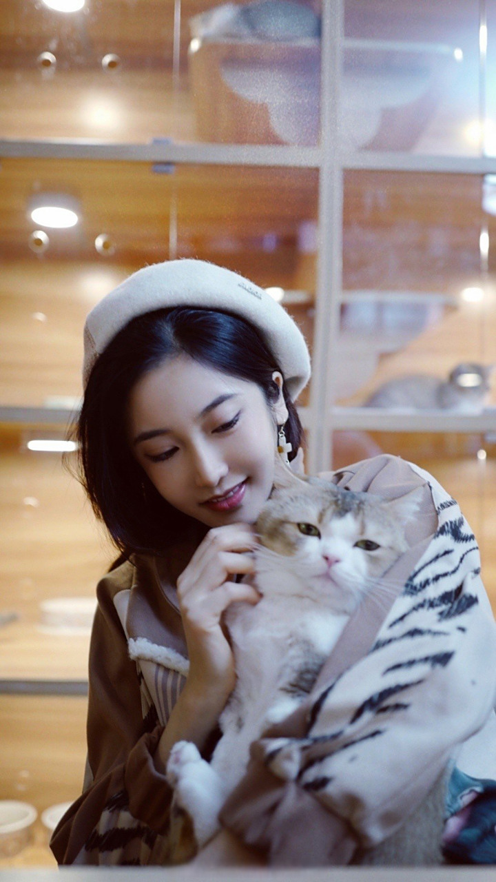 彭菲茗 清华大学 身高165cm 喜欢美术旅行和健身