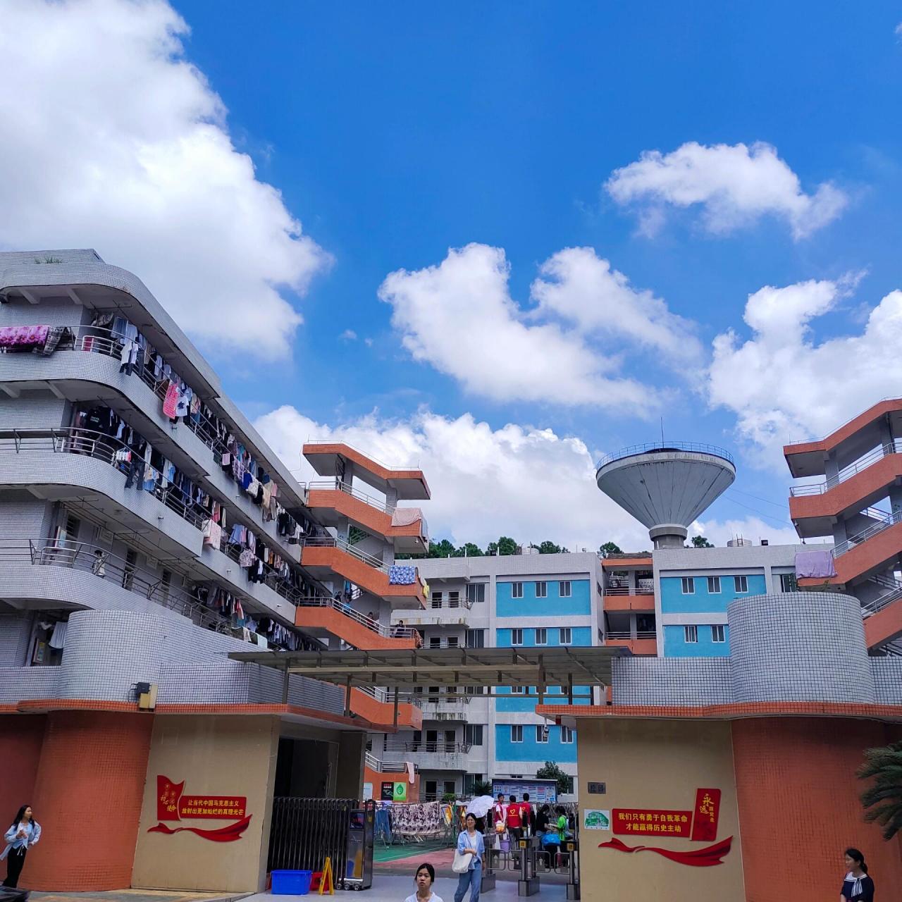 广东松山职业技术学院 师弟师妹们有什么问题都可以问噢