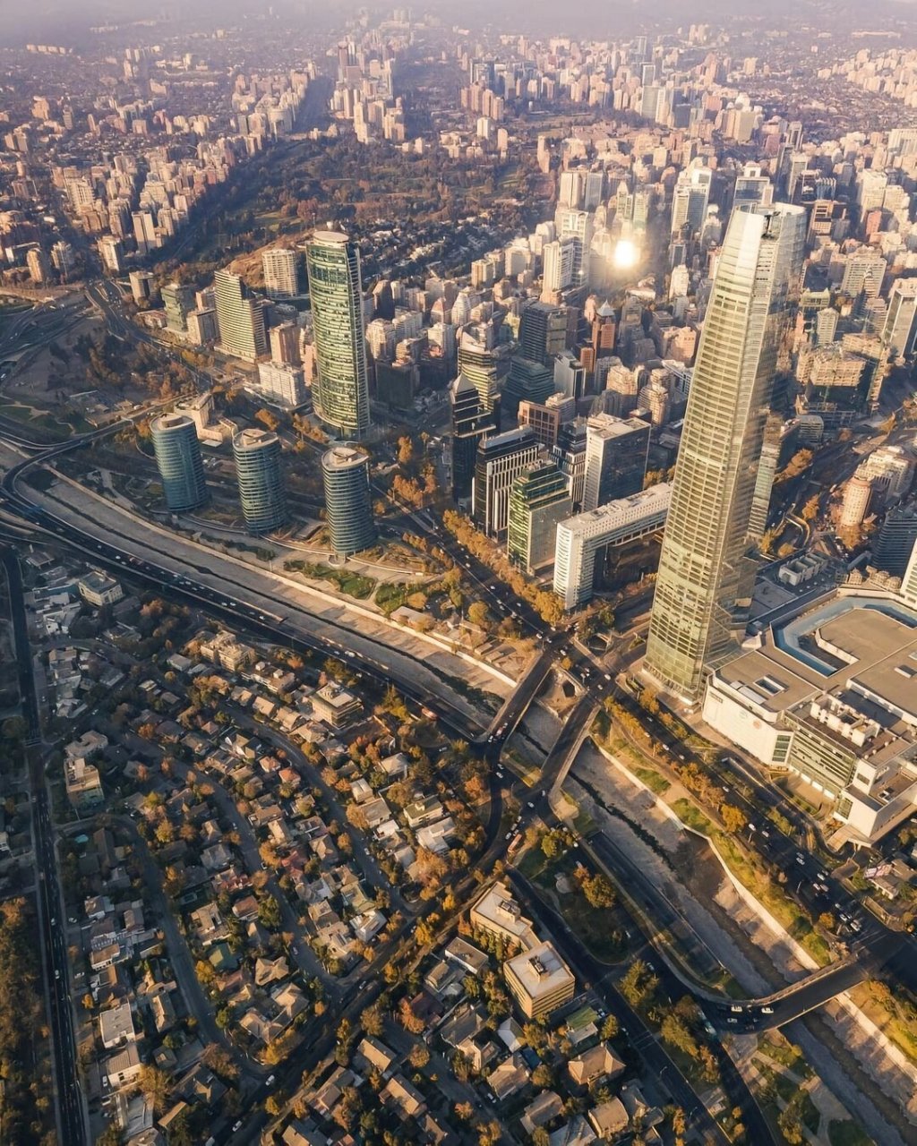 南美洲第四大城市智利首都——圣地亚哥 圣地亚哥,人口736万人,人均