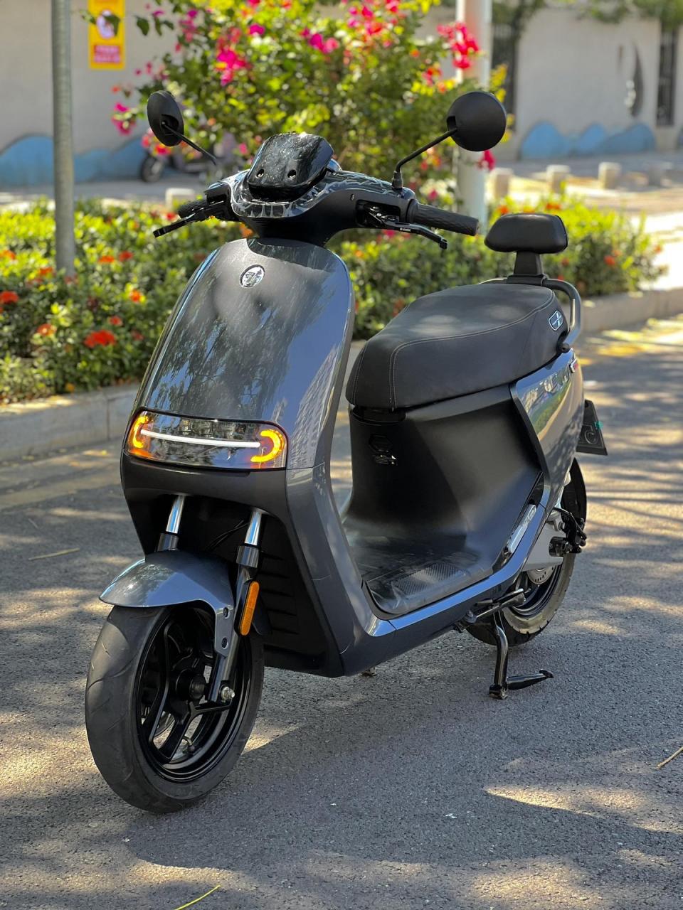 九号电动0202九号mk202枪灰色 目前行驶24080公里 配置:abs防暴