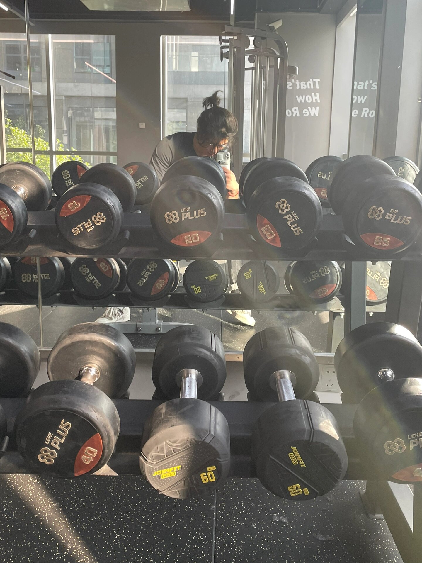 乐刻最重的哑铃只有50磅