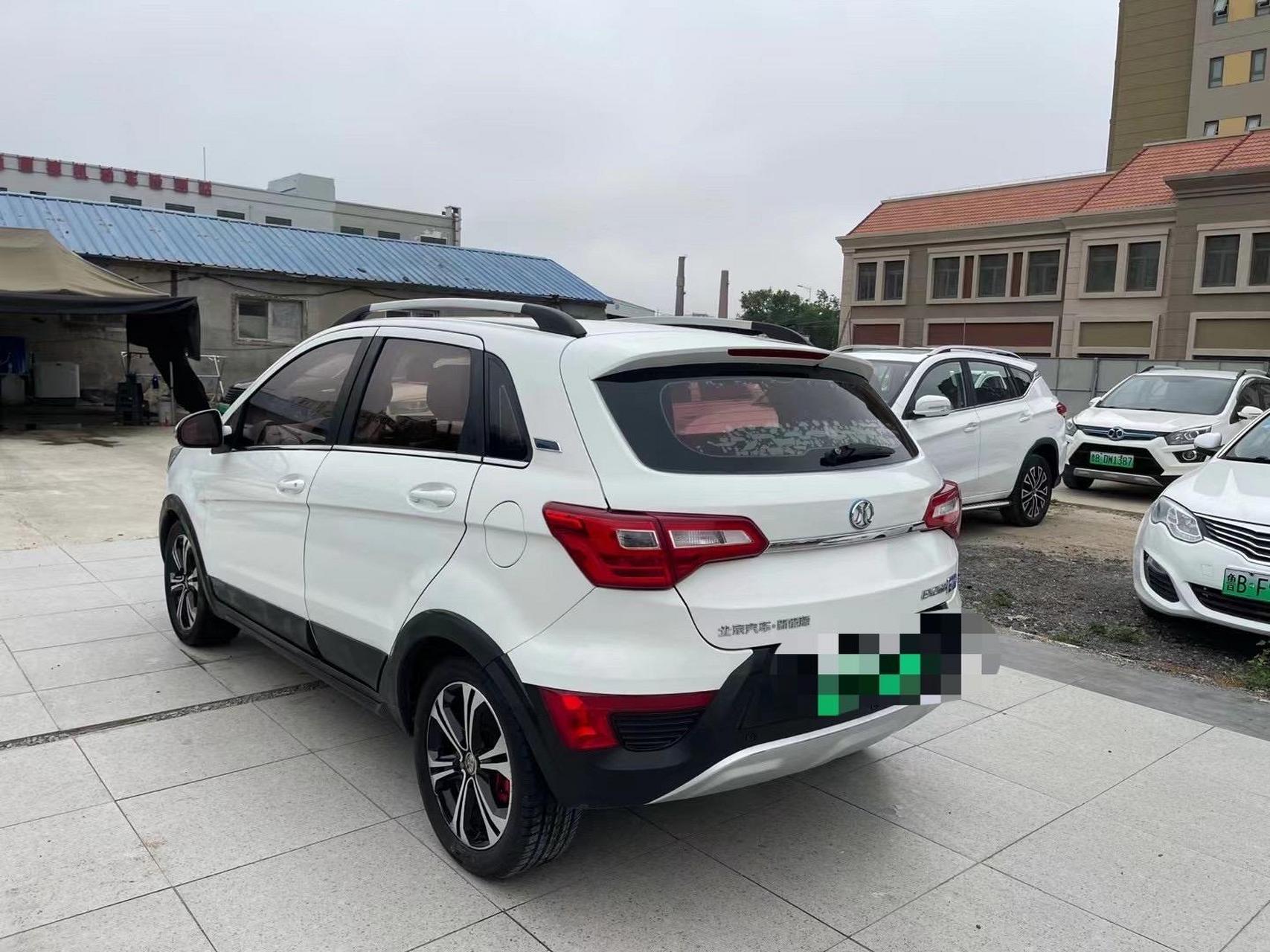 小车就要买高配 非营运ex260 天窗 大屏 快充 慢充 续航220km77