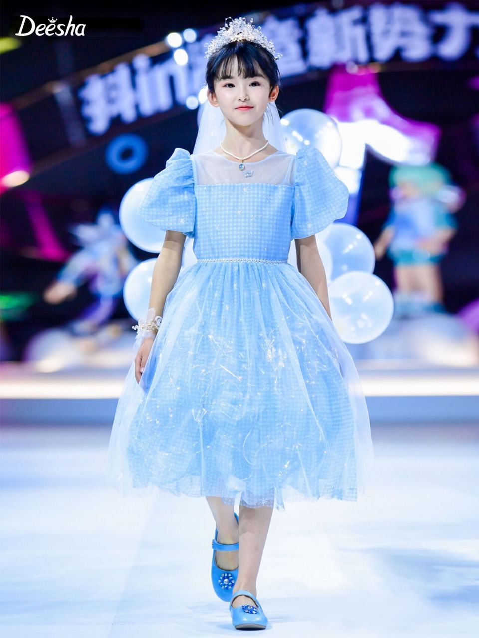 笛莎新世代公主 闪耀时刻 童话般甜蜜的色彩 优雅的小公主94 延续