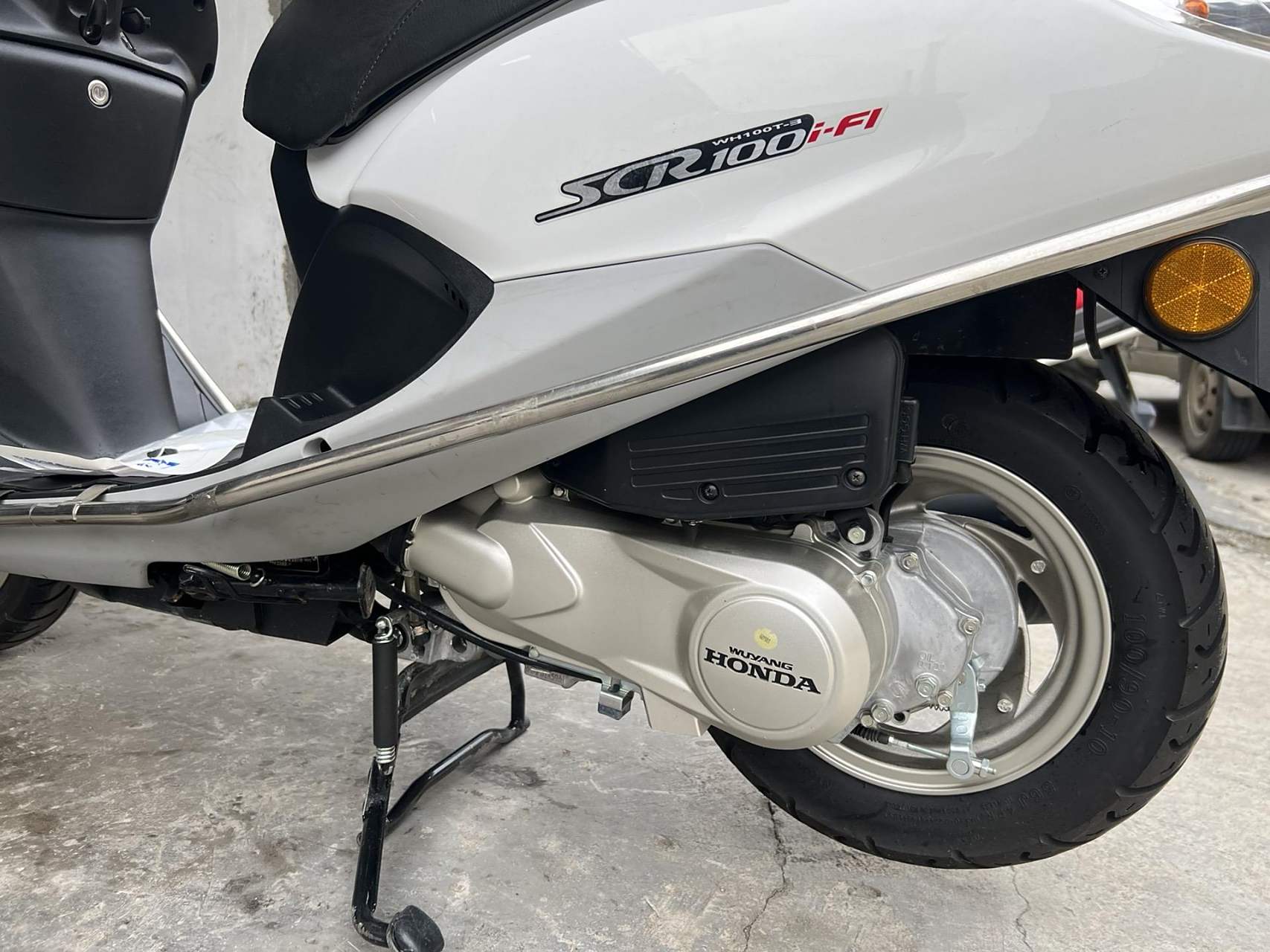 2千多公里,18年国四,五羊本田新喜悦100电喷,实表准新车况,带购车手续