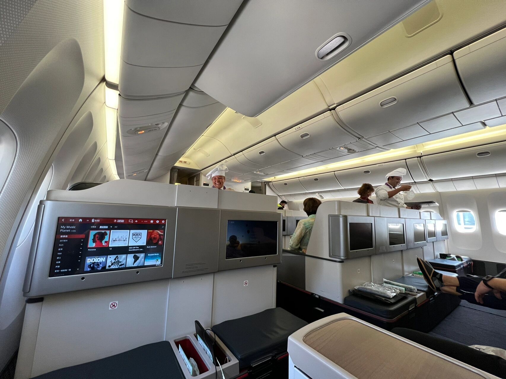 土耳其航空商务舱和伊斯坦布尔新机场体验 机型773 总体感觉: 长度