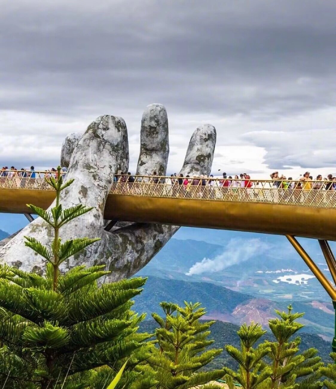 东南亚新晋ins网红打卡点:越南岘港佛手桥 东南亚新晋ins网红打卡点