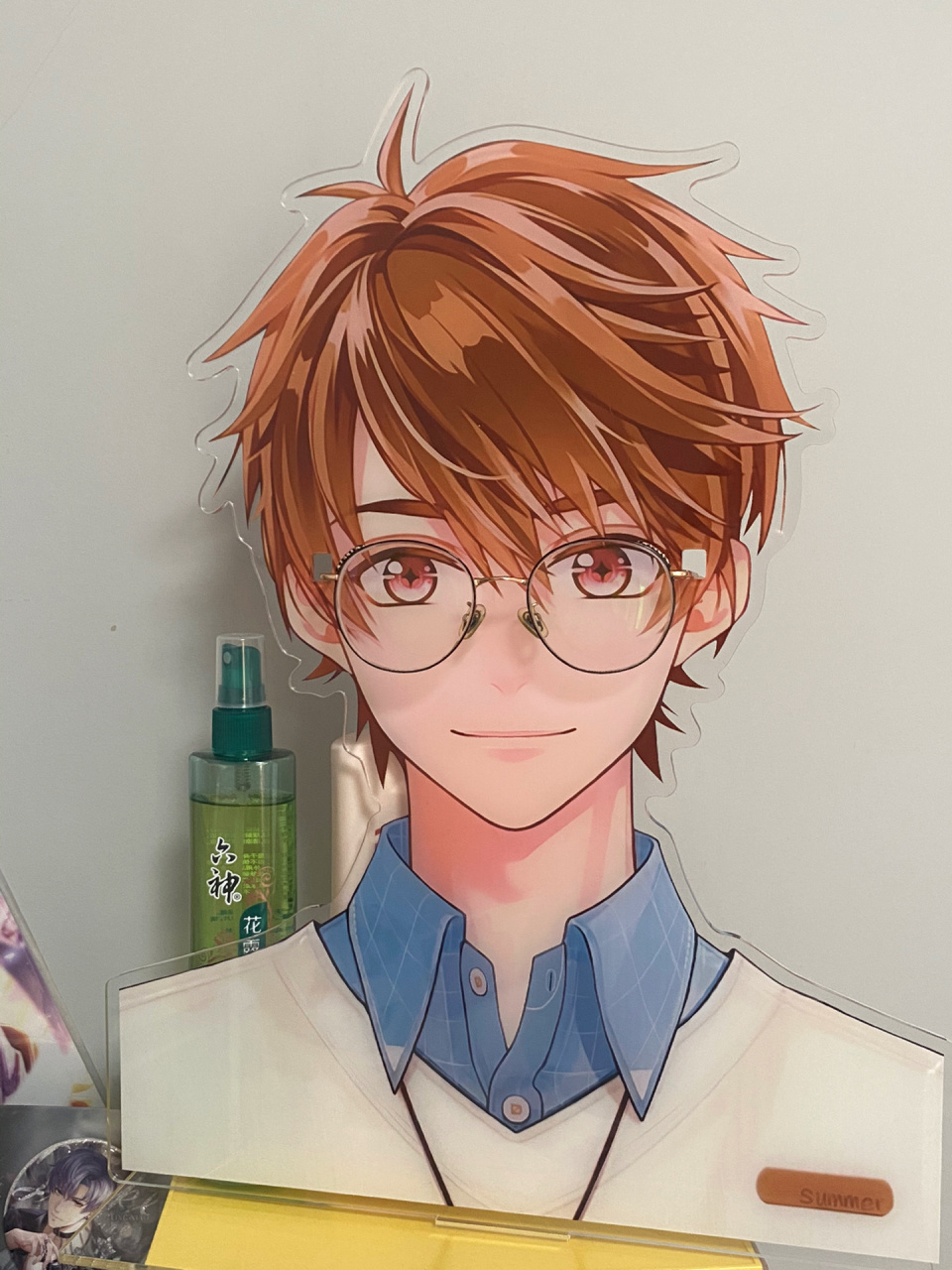 戴眼镜真的好乖啊啊 戴眼镜真的好男大学生,再配上这衣服就是.