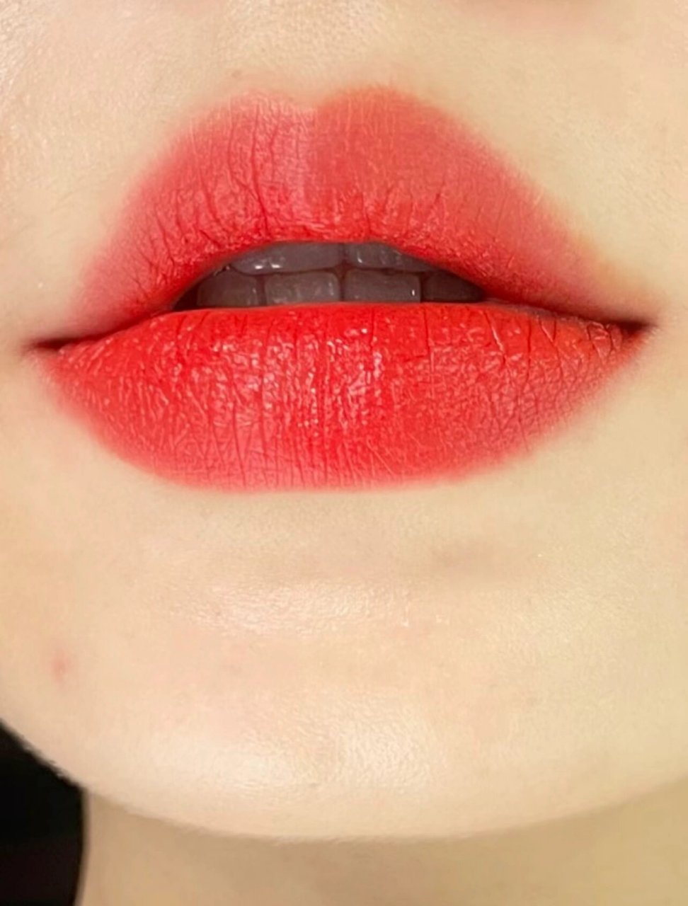 mac口红702 橙红色真的很显白也很日常 9058 mac口红702 橙红色真的