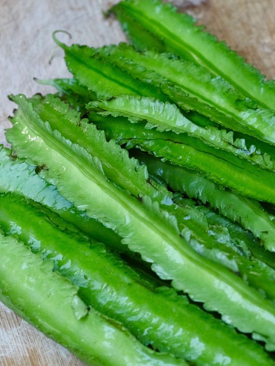 100种你没见过的小众食材|四角豆 这个奇奇怪怪的玩意儿还挺脆～ 这