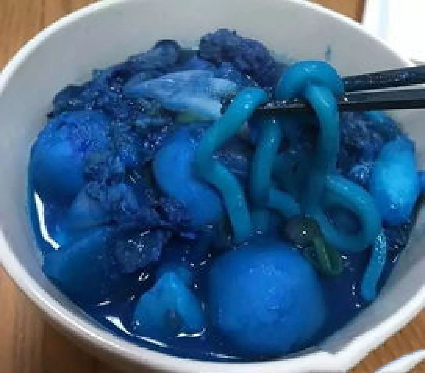 蓝色系食物压抑食欲图片 你的食欲被压抑住了吗?