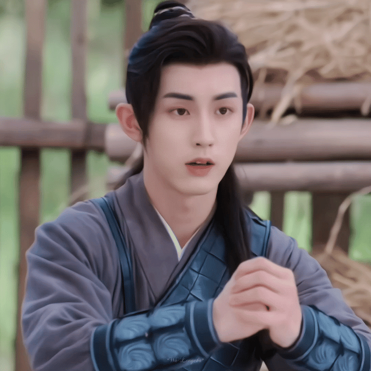 郭俊辰从师尊变马贼哈哈郭俊辰在花戎里的造型真的很好看,每个造型都