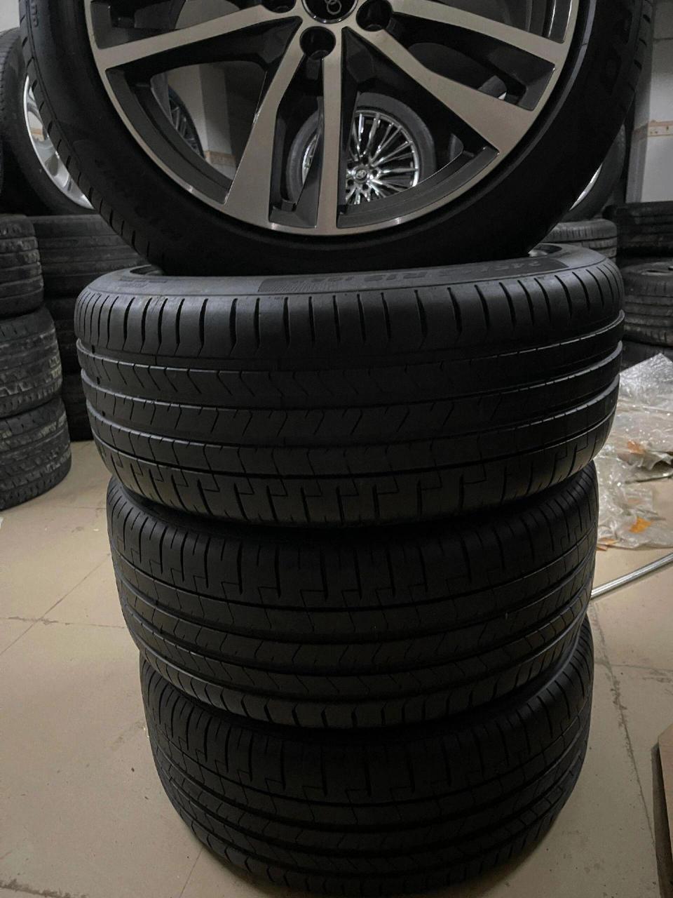 2014款奥迪a6l轮胎品牌(奥迪a6l2014款轮胎尺寸)