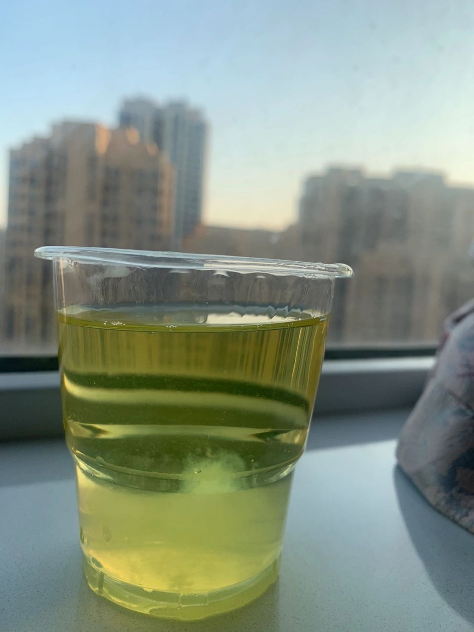 酒精77尿1比1 测试男女土方法,这样是男还是女啊,有没有知道的我看