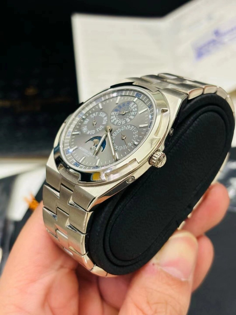 江诗丹顿 纵横四海4300v/120g-b102 江诗丹顿 4300v/120g-b102 万年历